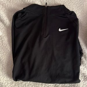 Nike Dri-for crop pullover